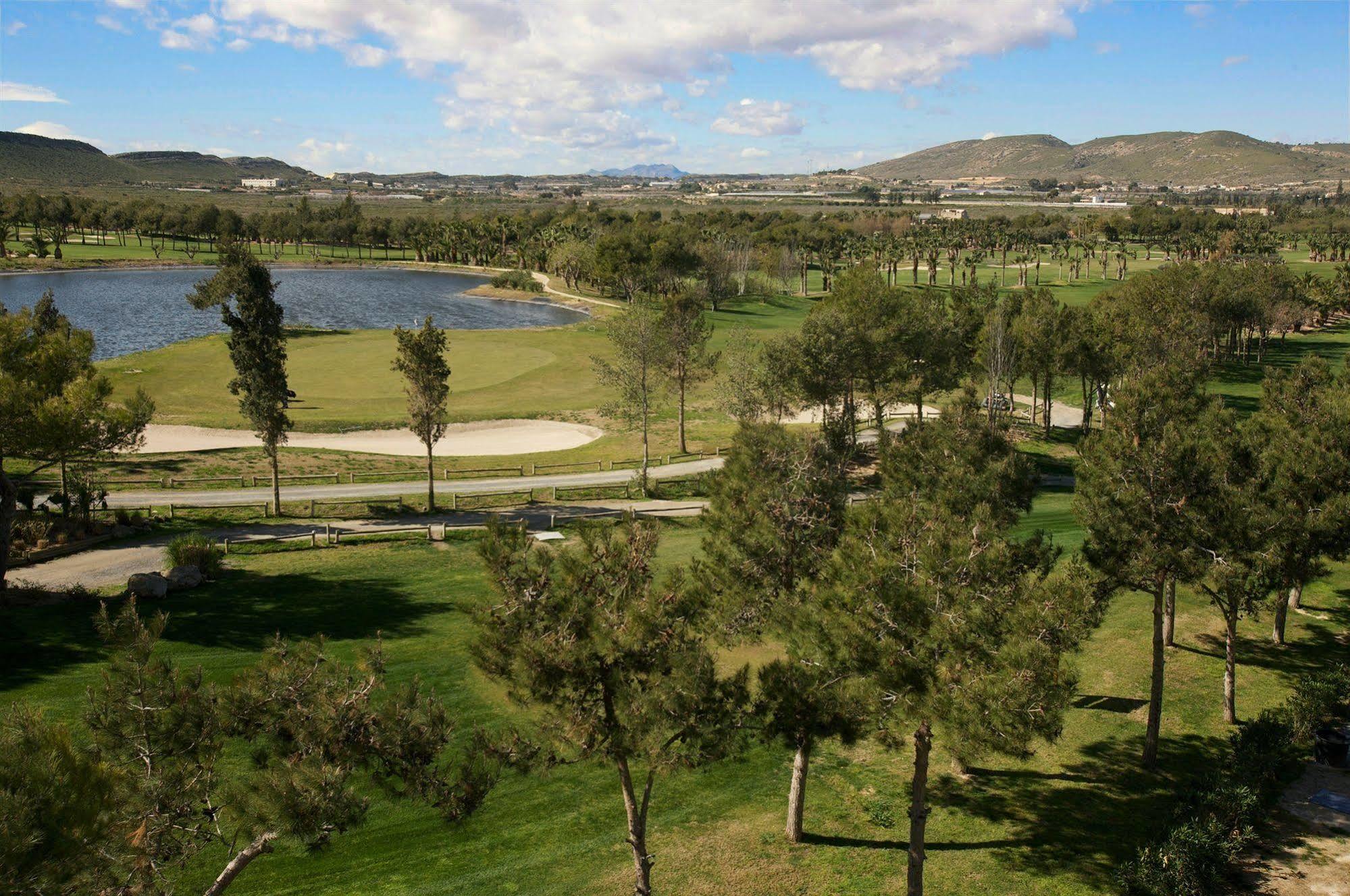 El Plantio Golf Resort Alicante Exterior photo